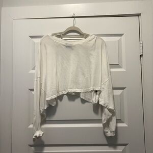 urban outfitters oversized long sleeve crop